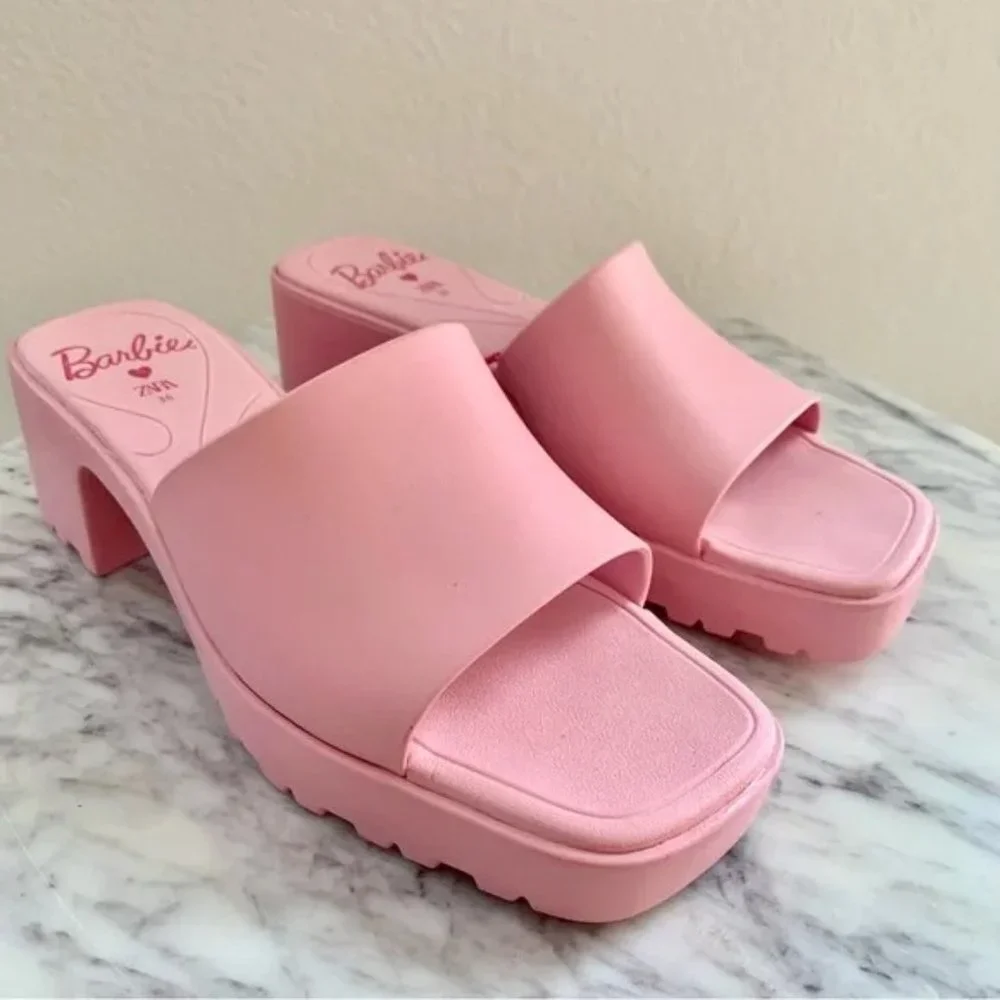 π Barbie x ZARA Pink Rubber Slides Heeled Sandals 6 36 - Picture 2 of 10